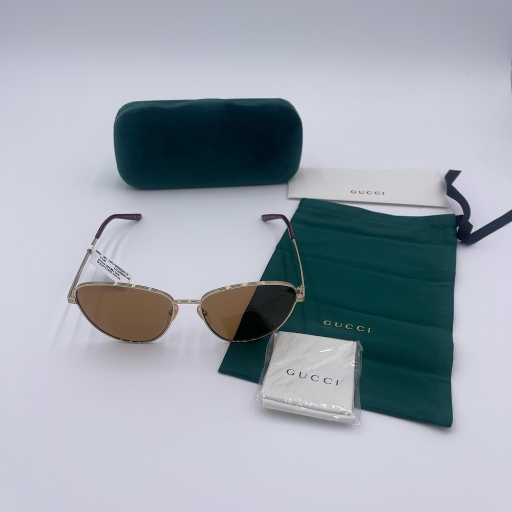 Gucci cat eye sunglasses GG0803S 001